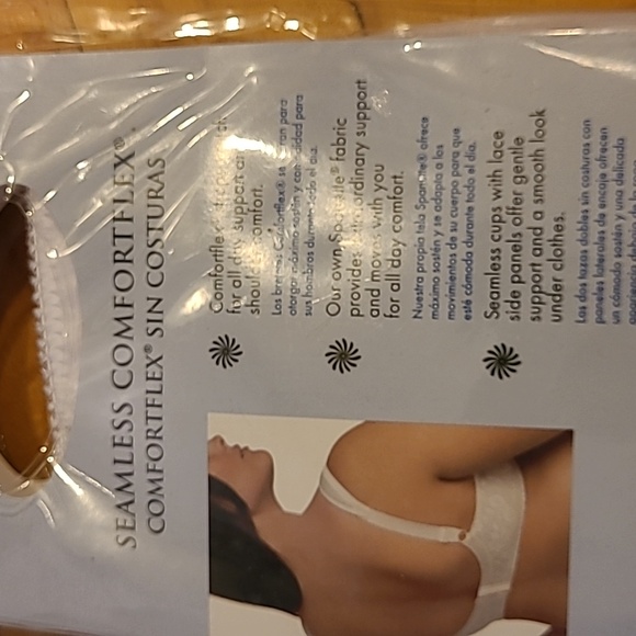 Playtex 18 hour, size 46C wirefree bra.  COLOR WHITE. - Picture 7 of 7